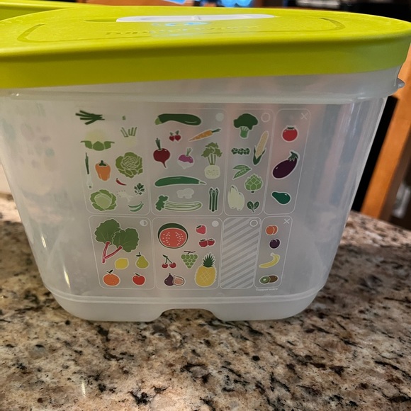 3- Tupperware fridgesmart containers - Picture 2 of 5